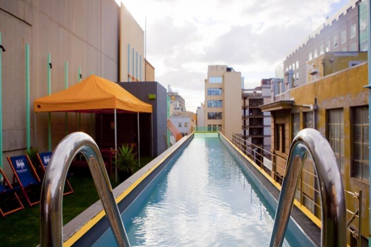 Adelphi Hotel Melbourne Zewnętrze zdjęcie Rooftop pool at the hotel