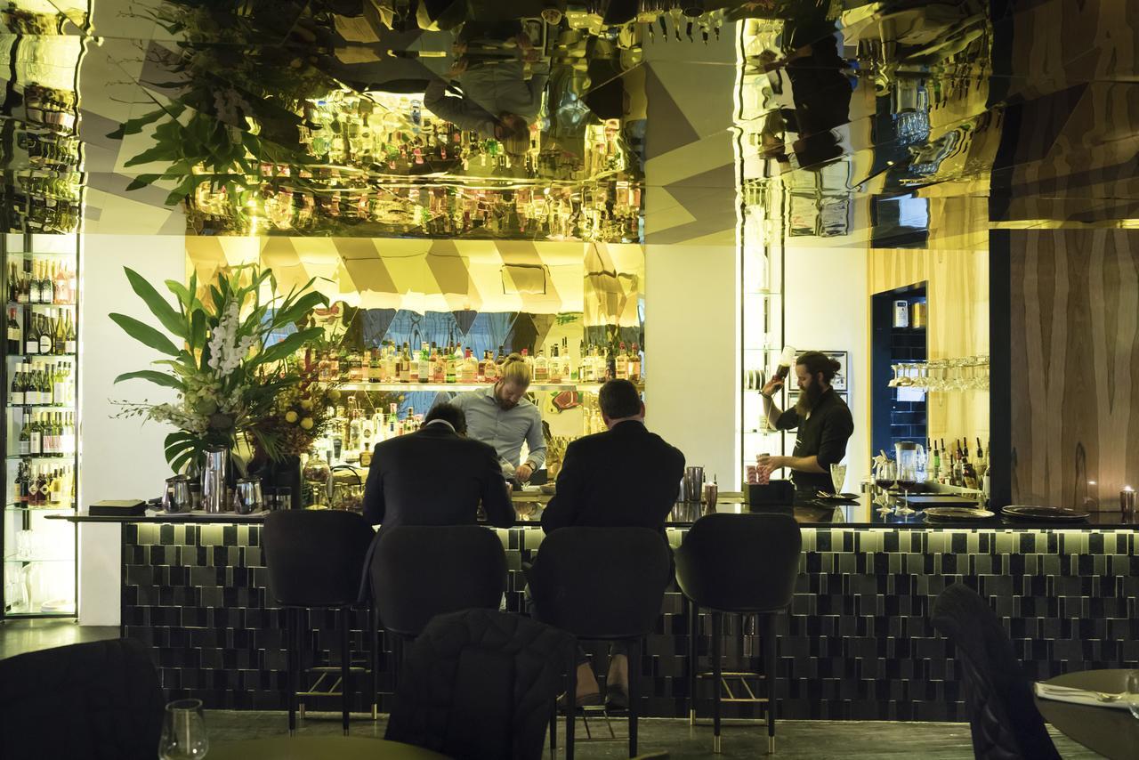 Adelphi Hotel Melbourne Zewnętrze zdjęcie The bar at the 101 bar
